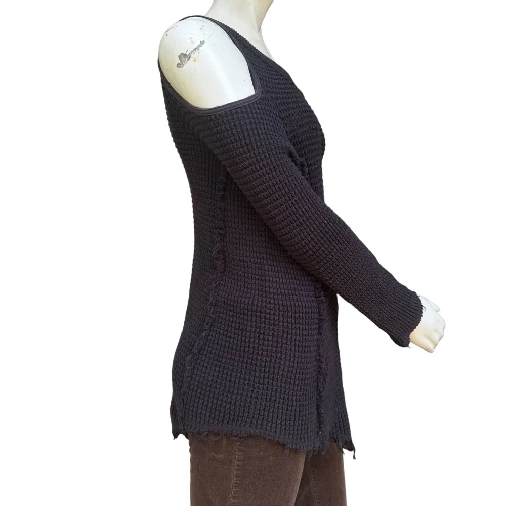 Free People Dark Gray Chunky Knit Oversized Cold Shoulder Raw Hem Sweater Small
